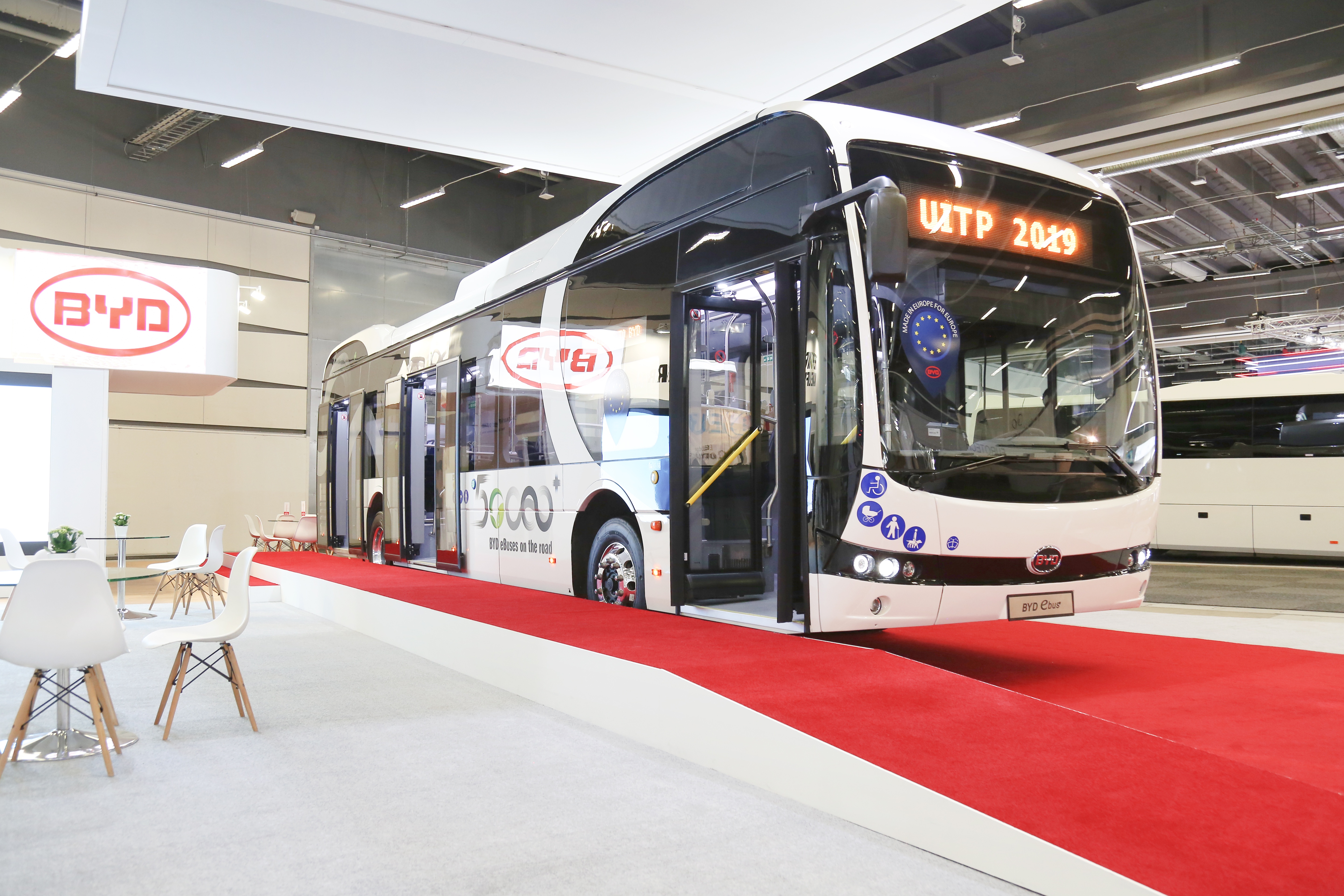 BYD shows fleet favourite 12-metre eBus at UITP